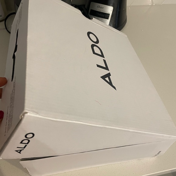 Aldo boots for sale, worn just once - Picture 5 of 5